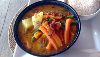 Vegetarian potato curry